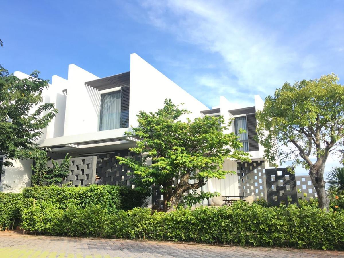 Oceanami Villas & Beach Club Long Hai At 1, 3, 4 Bedroom & 5, 6 Bedroom Beachfront Private Pool Exterior foto