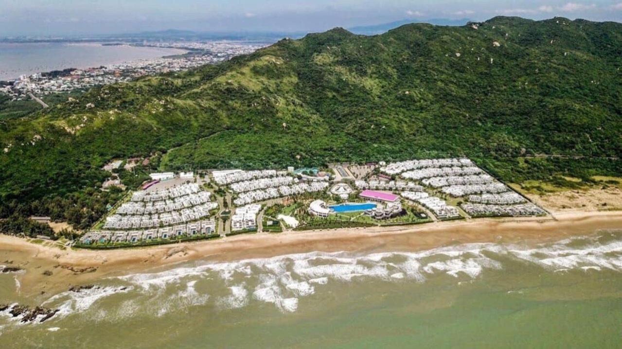 Oceanami Villas & Beach Club Long Hai At 1, 3, 4 Bedroom & 5, 6 Bedroom Beachfront Private Pool Exterior foto